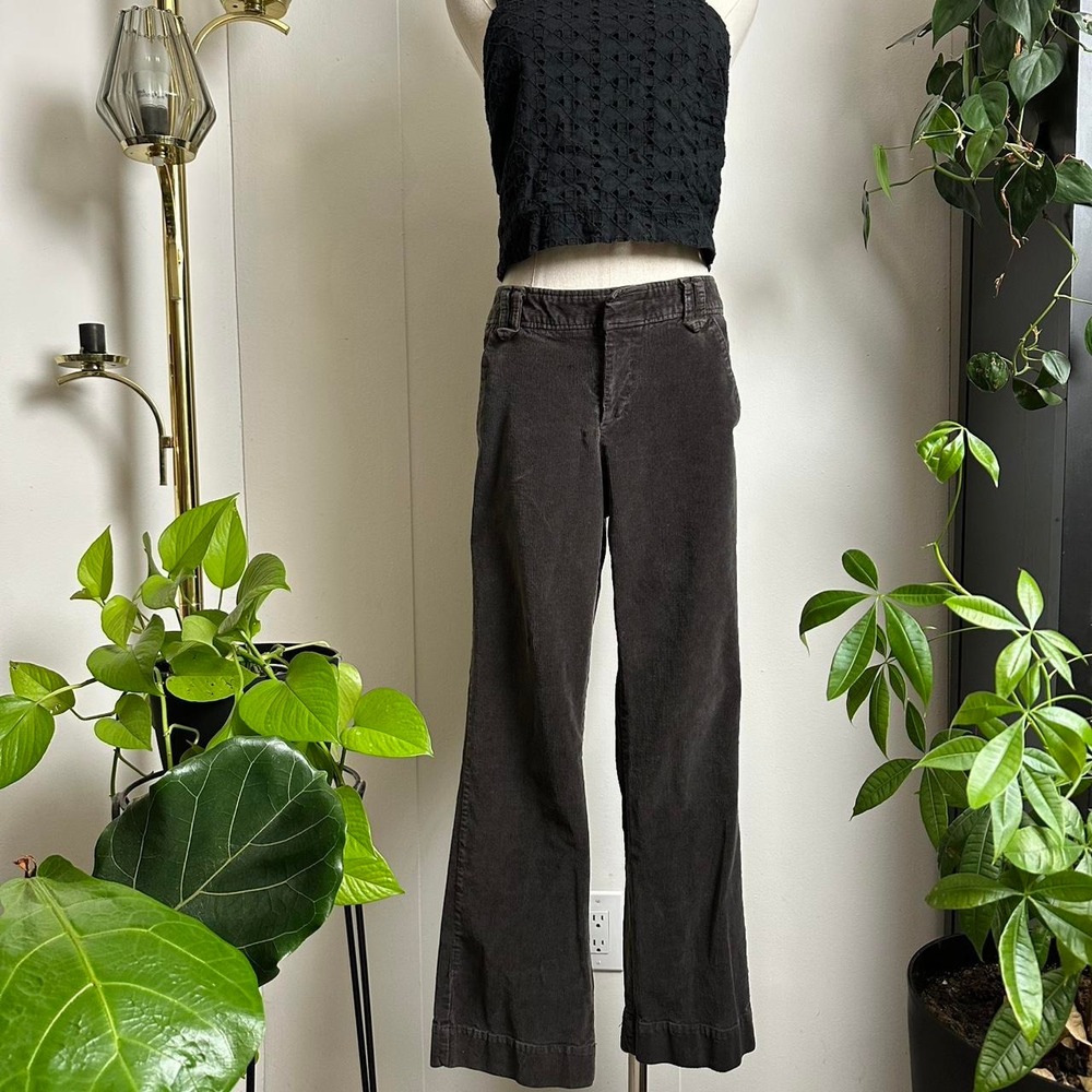 Dockers Womens 8 Short Grey Brown Flare Leg Corduroy Pants Mid Rise Stretch
